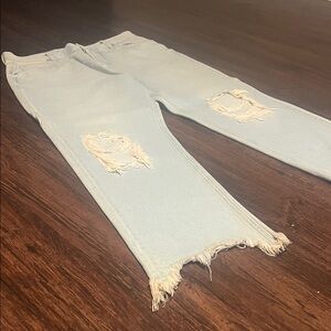 We The Free Light Blue Frayed Hem Cropped Jeans